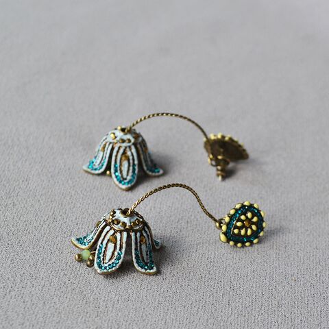 Серьги-гвоздики miya sophia jewelry с цветами и бахромой, винтажный богемный стиль