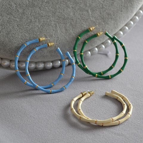 Серьги-кольца Miya Sophia Jewelry «бамбук» с цветной эмалью, латунь с позолотой, иглы серебро 925, 5,5 см