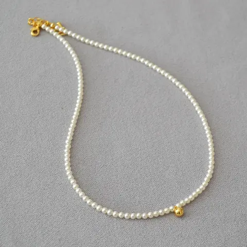 Ожерелье на ключицы Miya Sophia Jewelry из искусственного жемчуга и мелких золотистых бусин, 41–50 см