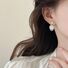 Серьги-подвески kaitin jewelry с кошачьим глазом, ракушкой и кисточкой, серебряная игла, белые