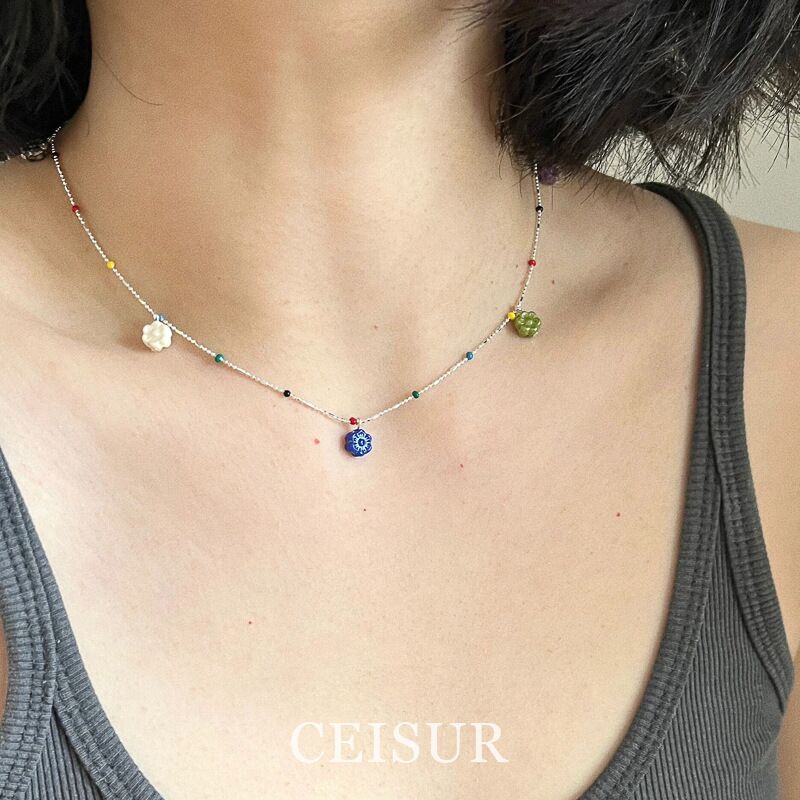 Колье с подвеской-яблоком с эмалью Kaitin Jewelry, короткая цепочка по ключицы, сплав, длина 41–50 см