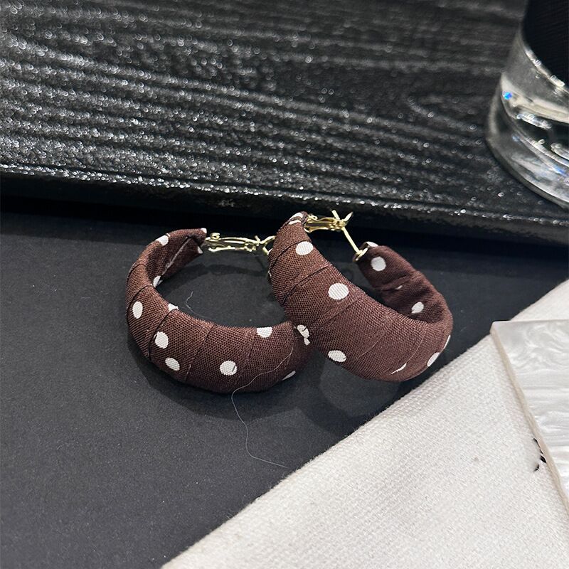 Серьги-кольца kaitin jewelry из ткани в горошек, серебряная игла, ретро-стиль, чёрные и белые
