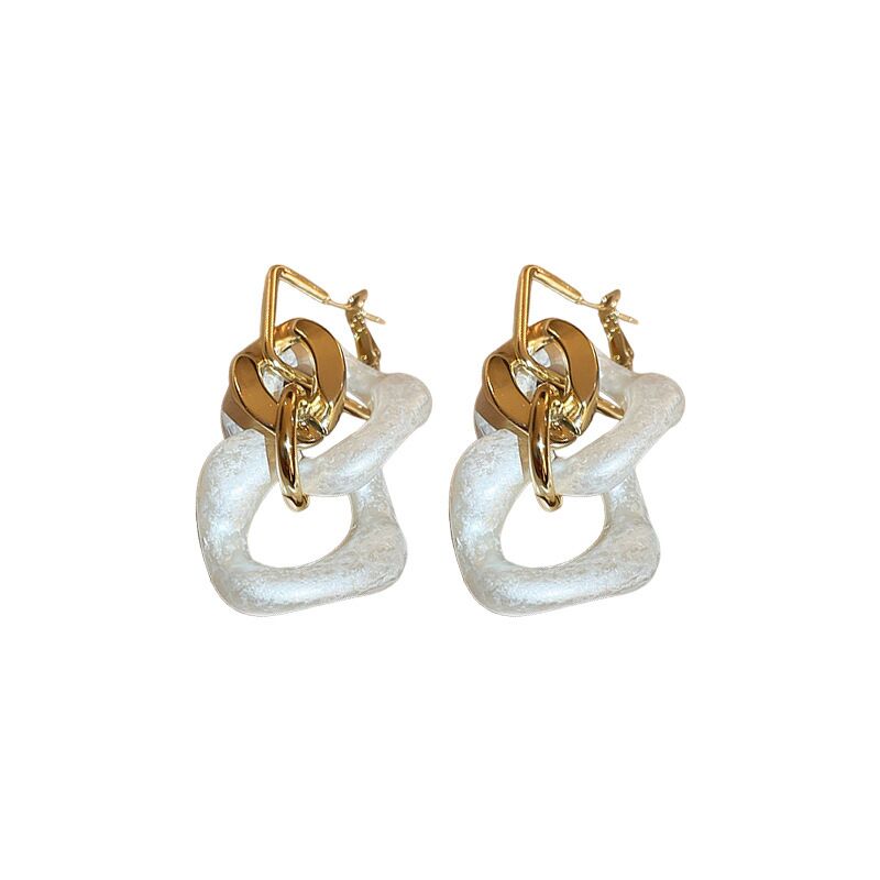 Серьги-кольца Kaitin Jewelry HE12643 из акрила, витые, крупные, с серебряной иглой, белые