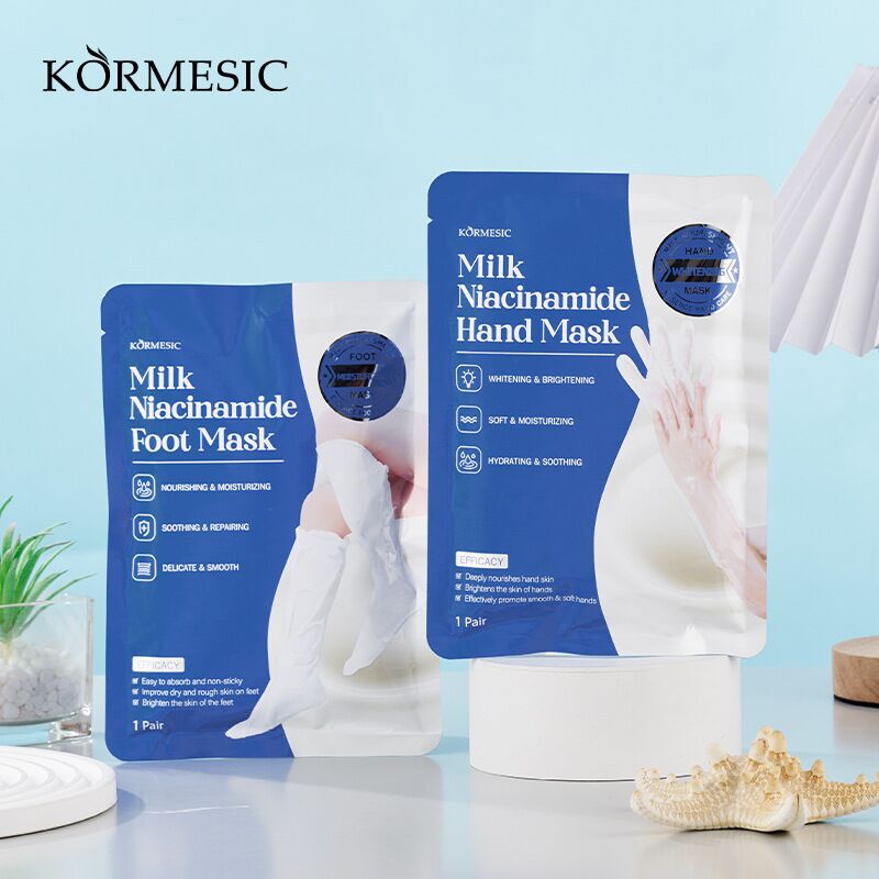 Маска-перчатки и маска-носочки KORMESIC с молоком и ниацинамидом, удлинённые, 90 г