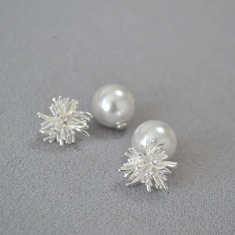 Серьги-гвоздики «Одуванчик» miya sophia jewelry, серебристые, с фианитами, съёмный цветок 1,5 см