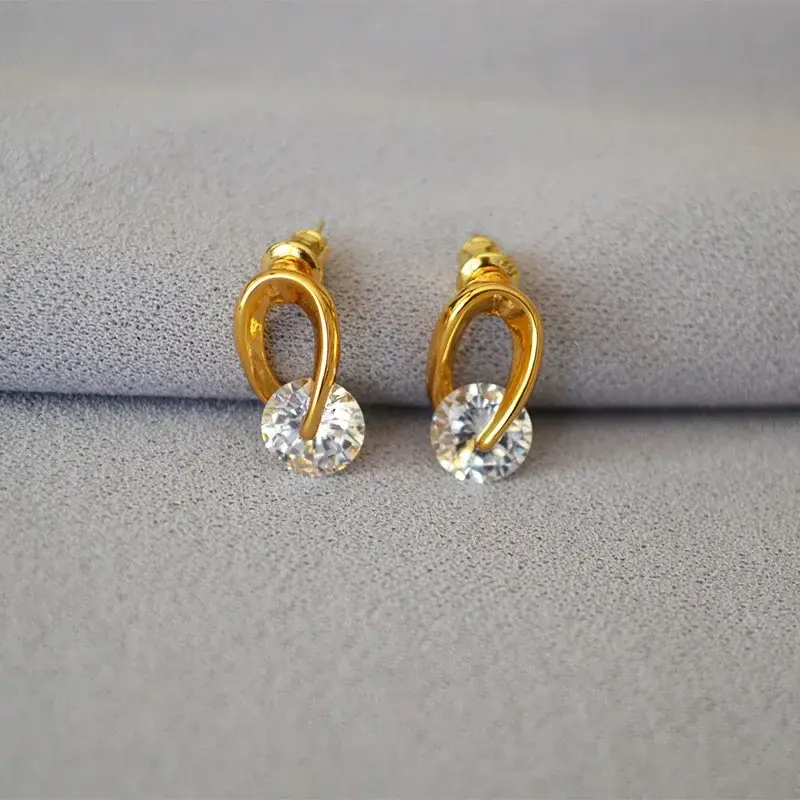 Серьги-гвоздики miya sophia jewelry с цирконием, штифт серебро 925, корейский стиль