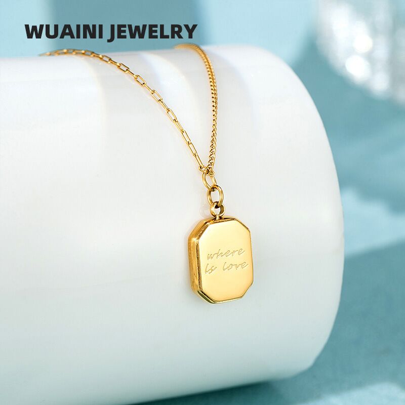 Колье WUAINI JEWELRY с квадратной подвеской «шоколад», титановая сталь, позолота 14K
