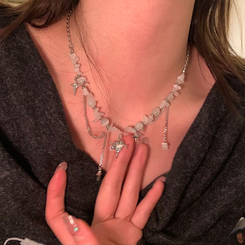 Колье-чокер Kaitin Jewelry с камнями тигровый и кошачий глаз неправильной формы, титановая сталь
