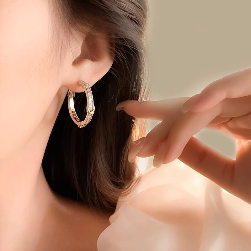 Серьги-кольца kaitin jewelry с белыми фианитами, французский ретро-стиль, сплав